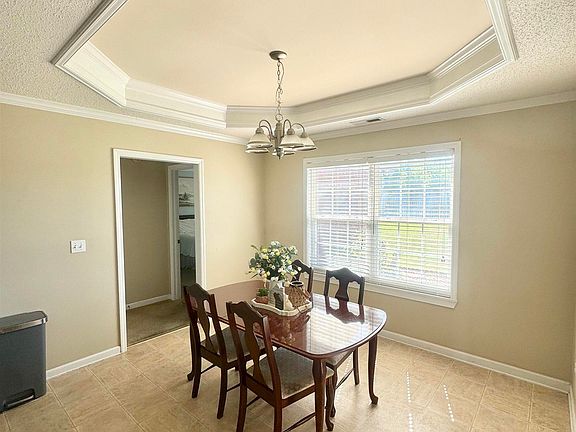 5th image of 1635 Lake Manor Dr SW