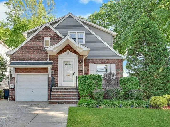 81 Riverview Ave, Cliffside Park, NJ 07010