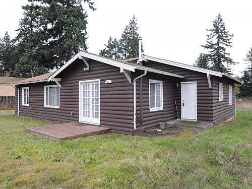 2nd image of 1617 104th St S