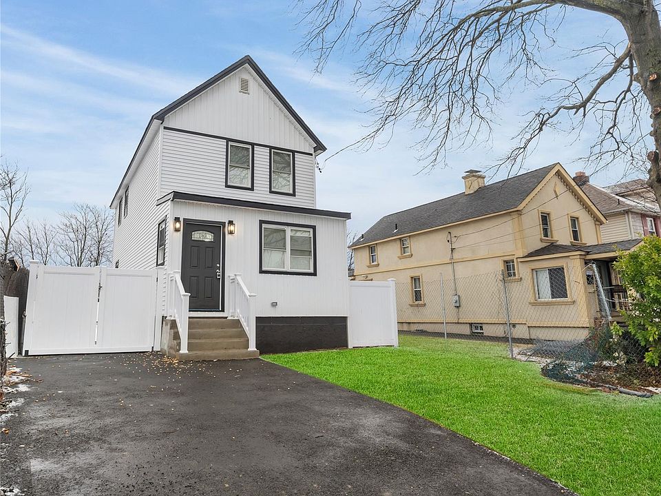 1st image of 16 Laurel Avenue