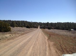 21 Meadowlark Rd, Tijeras, NM 87059