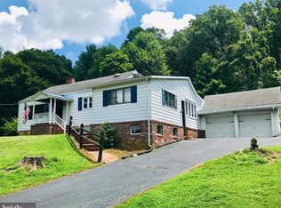 204 Chestnut St, Delta, PA 17314