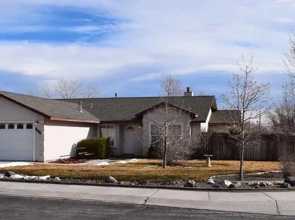 200 Wildwood St, Fernley, NV 89408