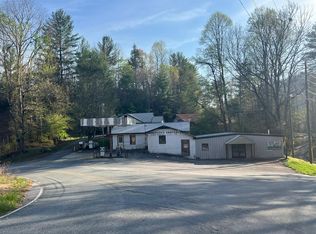 20 Cornsilk Branch Rd, Robbinsville, NC 28771