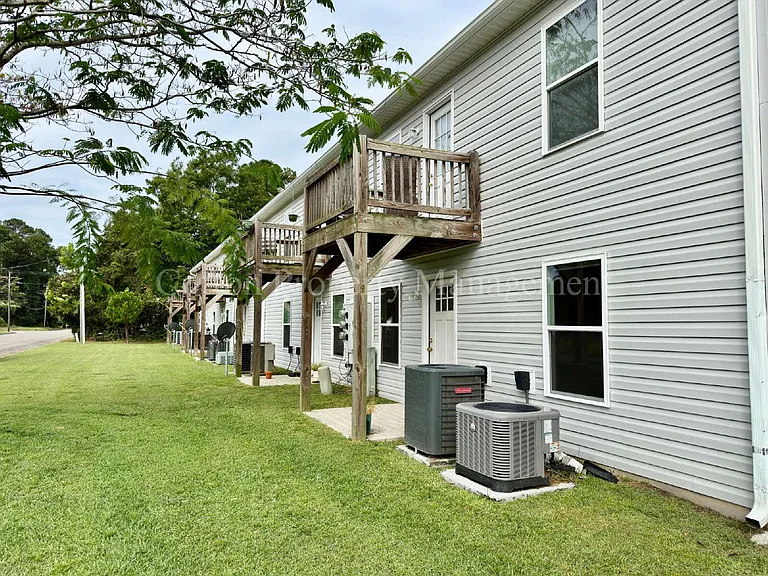 315 S Dudley St #1 — Photo 24