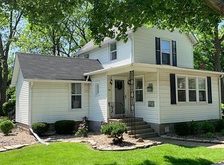 141 N Ridge St, Crown Point, IN 46307