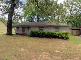 2503 Northshore Dr, Benton, AR 72015