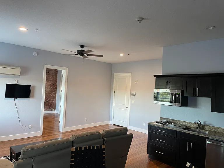 124 Saint Johns Ave #9 — Photo 14