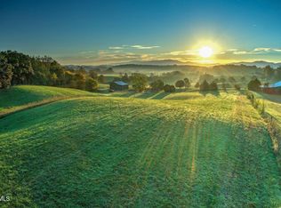 W Stagecoach Rd, Greeneville, TN 37743