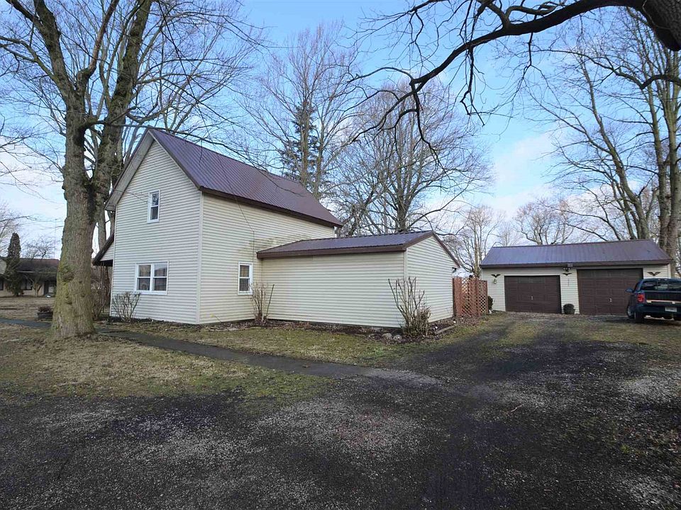 1st image of 3575 E 1st St