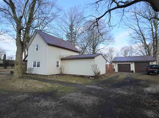 3575 E 1st St, Petroleum, IN 46778