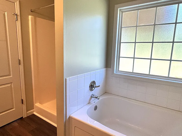 186 Christy Dr — Photo 15