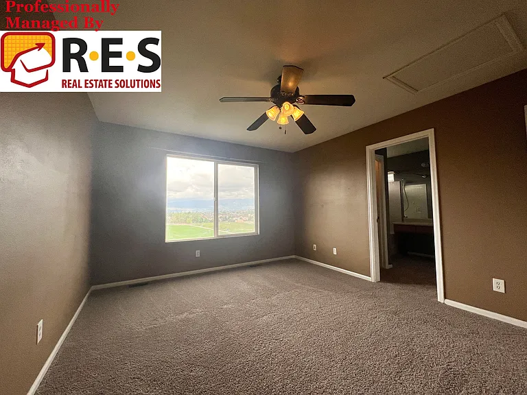 7184 Prairie Wind Dr — Photo 3