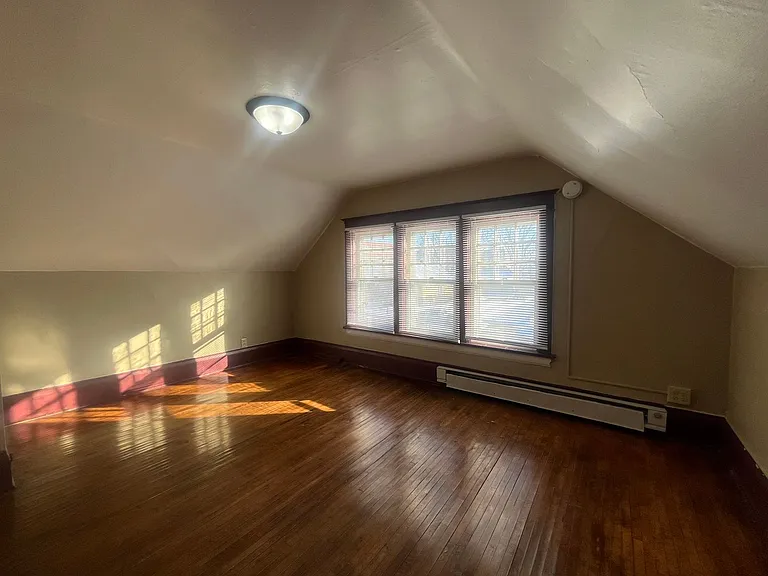 125 Como Ave — Photo 8