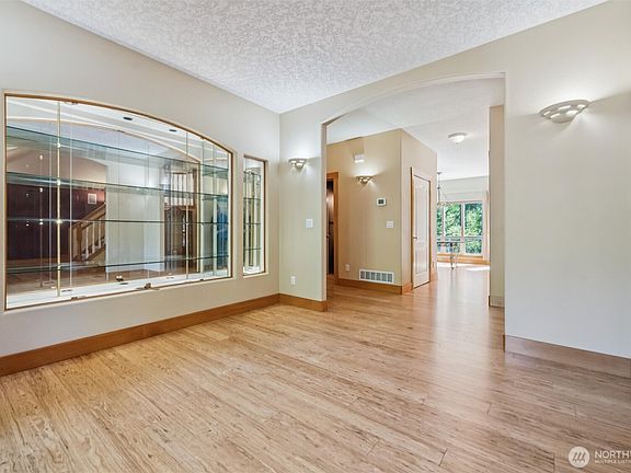 4th image of 22505 NE 113th Street