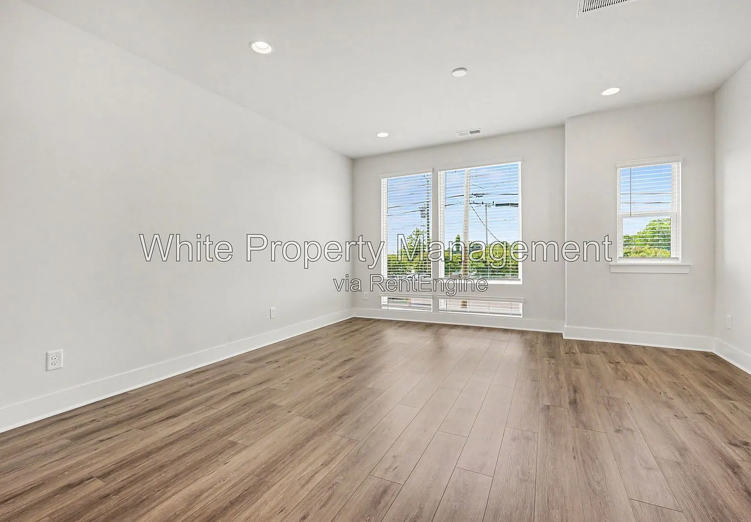 3 bed, 2.5 bath, 1729 sqft, $2,495 — Photo 4