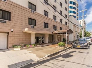 420 Shore Rd APT 6K, Long Beach, NY 11561