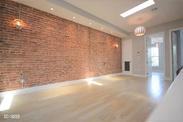 Rented by Citi Habitats | media 12