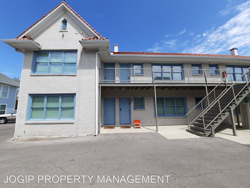 1st image of 4926 San Jacinto St #D