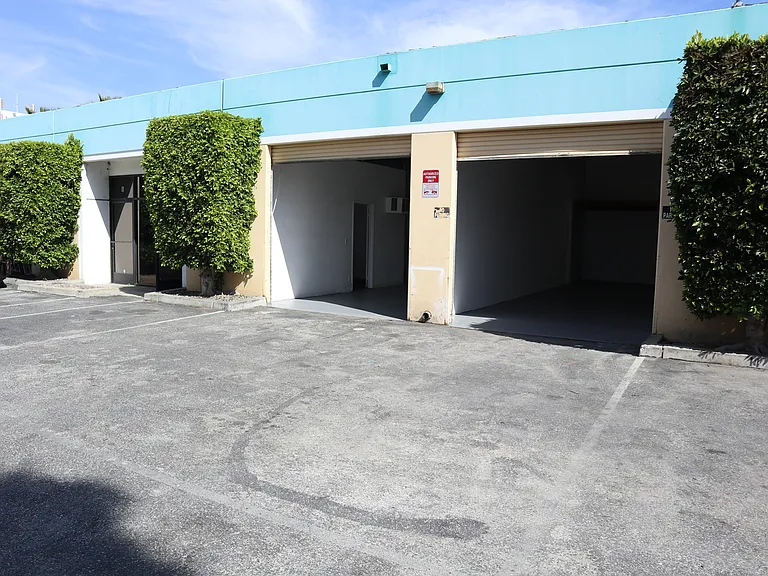 3732 W Century Blvd #9 — Photo 2