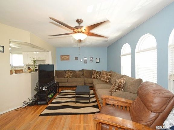 4th image of 2306 Smith Ln