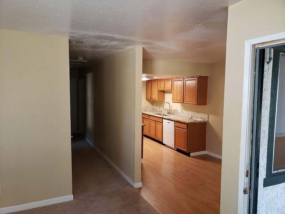 1st image of 8081 Via De Palmas Ln APT 3