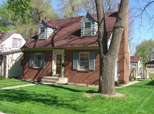 404 E 5th St, Morris, MN 56267