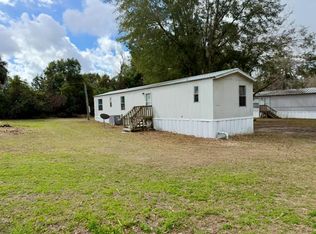 720 NE Fourth Ave, Trenton, FL 32693