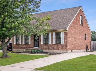 12208 Ridgemont Rd, Louisville, KY 40229