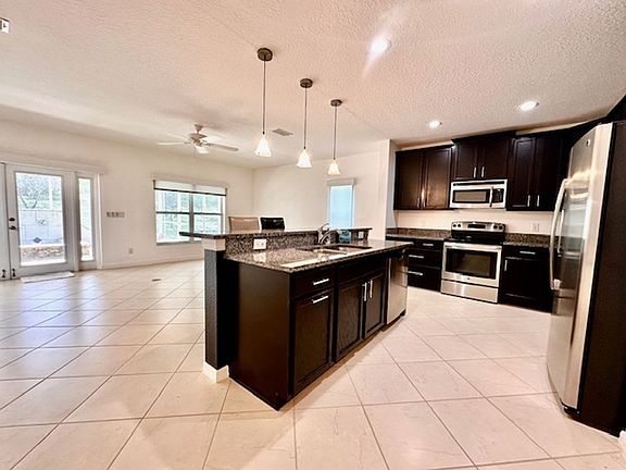 3rd image of 23800 Companero Dr
