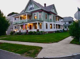 177-179 Allyn St, Holyoke, MA 01040