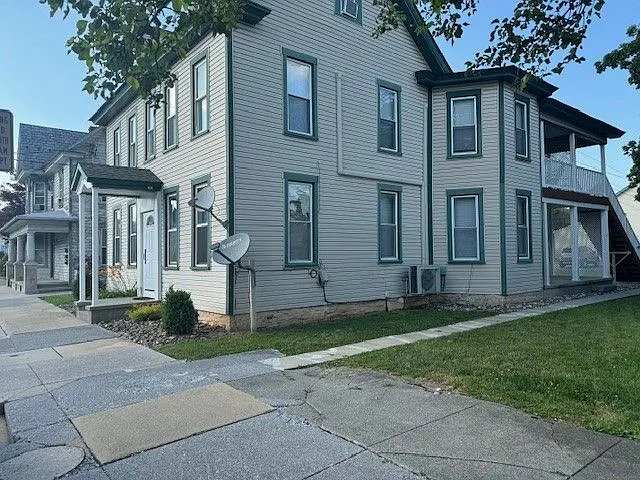 212 N Railroad St #2 — Photo 13