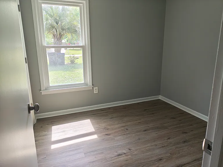 104 Cherry Pl — Photo 9