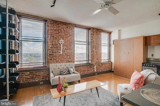 1615 Q St NW #1110 — Photo 10