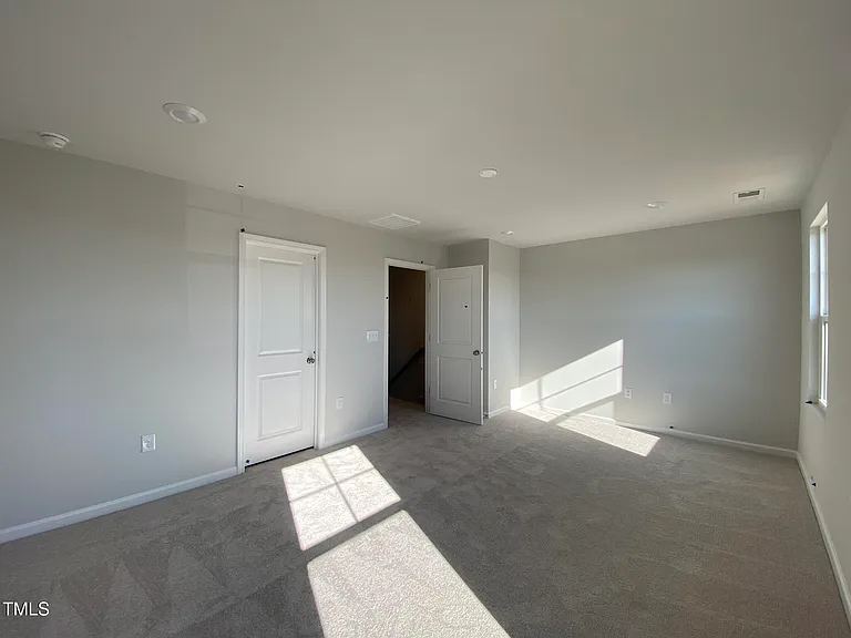 706 Gimari Dr — Photo 14