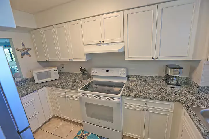 116 Vista Hermosa Cir #206 — Photo 9