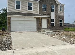 1124 Heathgate Way, Fairborn, OH 45324
