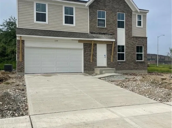 1124 Heathgate Way, Fairborn, OH 45324