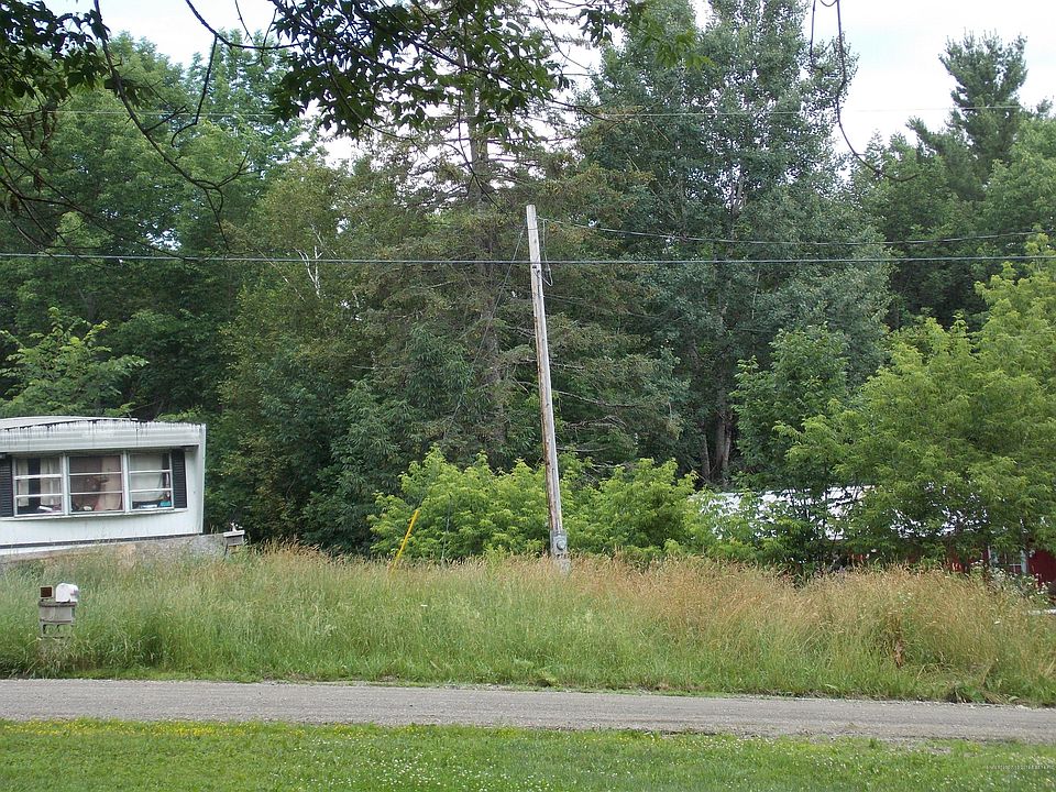 2nd image of 21 Paul Rd