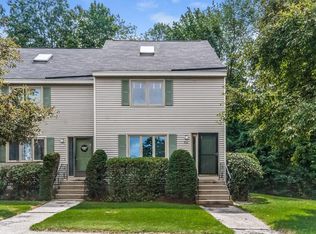 9 Meadow Dr #0, Londonderry, NH 03053