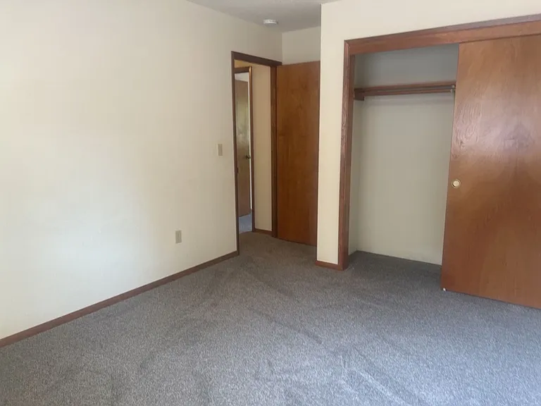 2149 Woodcrest Ct — Photo 37
