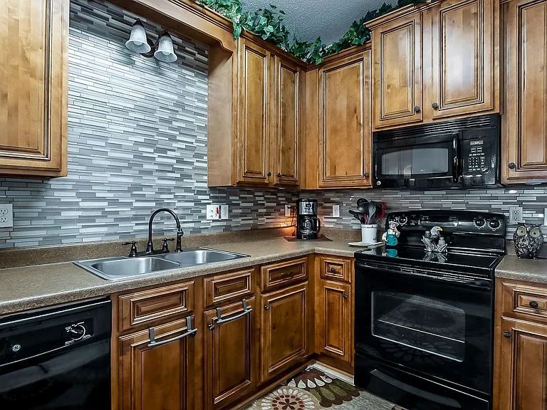 6482 Covington Villas Ln — Photo 10