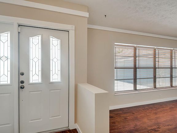 3rd image of 641 NW Billiar Avenue