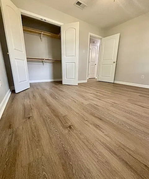 120 Leisure Ln — Photo 4