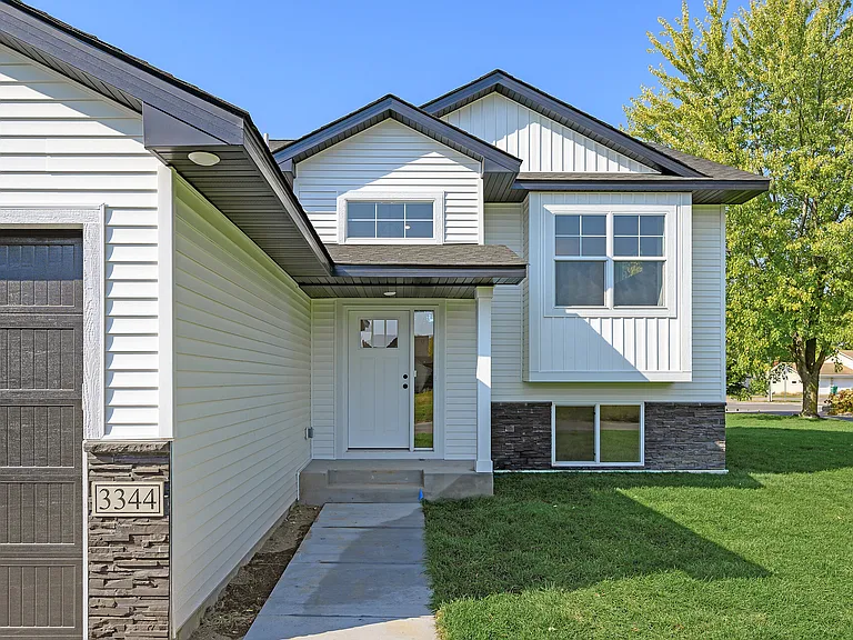 3344 Lachman Ct NE — Photo 2