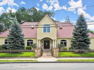 20 Carlson Ave, Newton, MA 02459