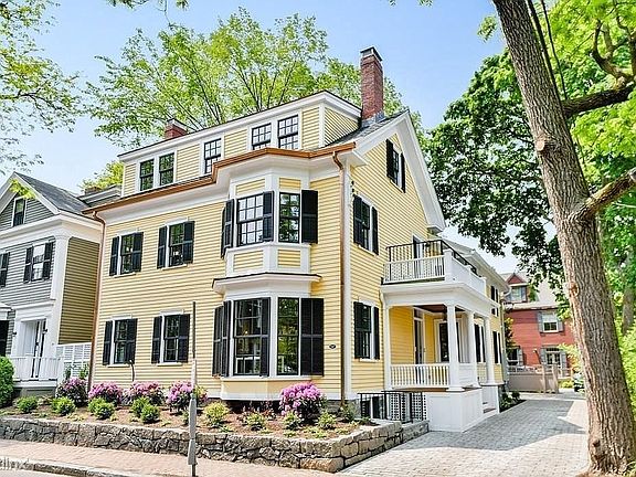 11 Hilliard #1 Cambridge (Harvard Square) Unit Photo 1