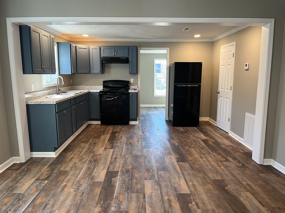 1st image of 364 Lexington Ave