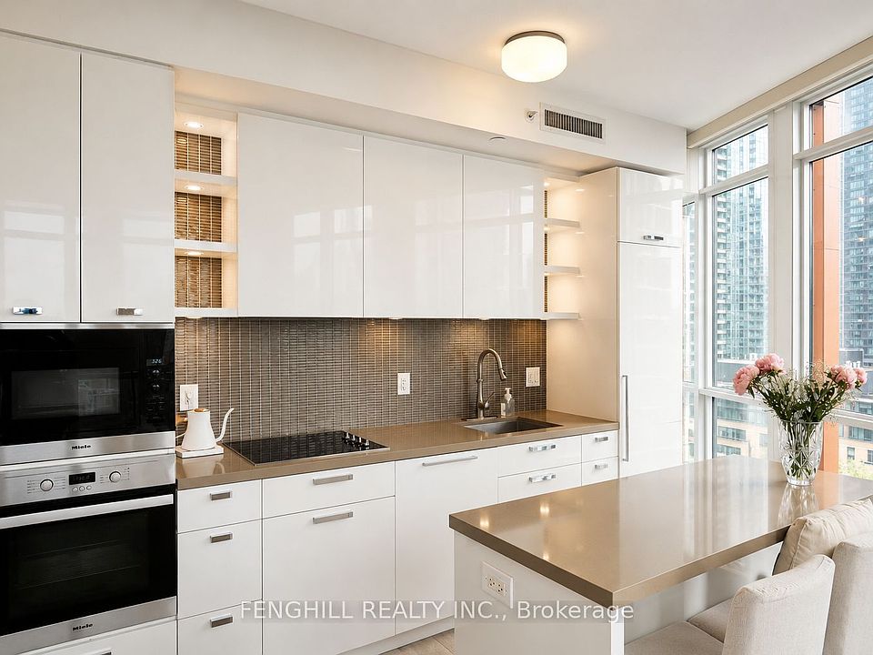 1st image of 32 Davenport Rd #1108