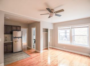 6950 N Ashland Blvd #206, Chicago, IL 60626